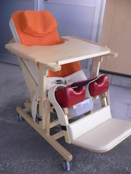 ﾄｲﾚ椅子1.JPG